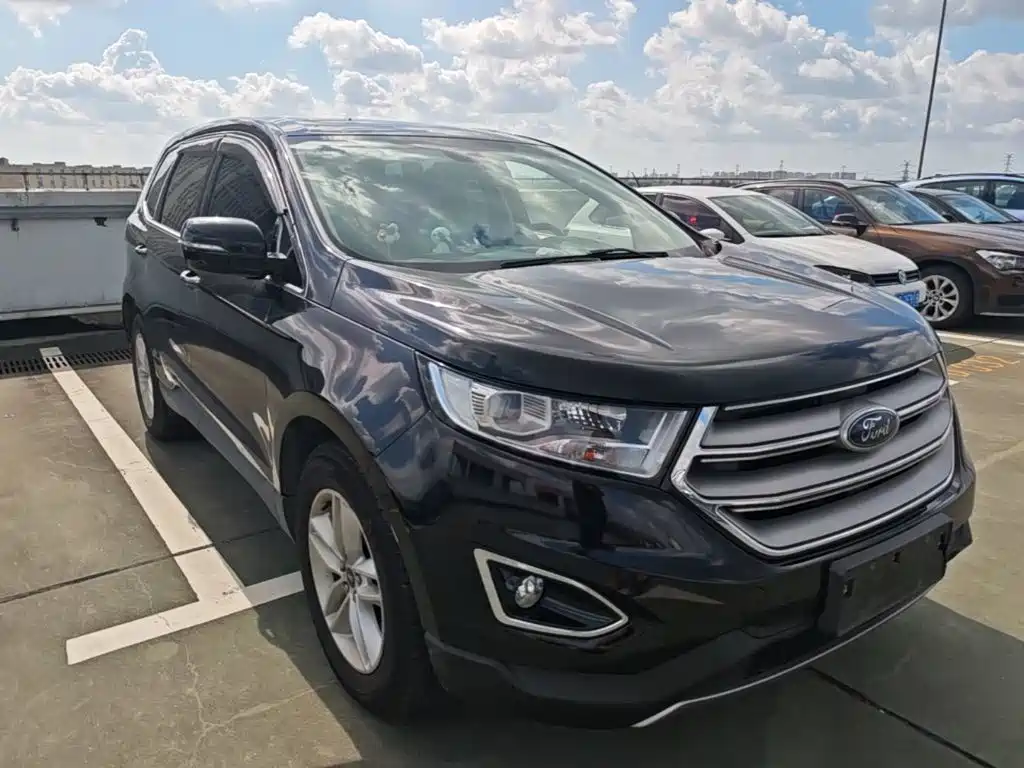 Фото 4 - Ford Edge