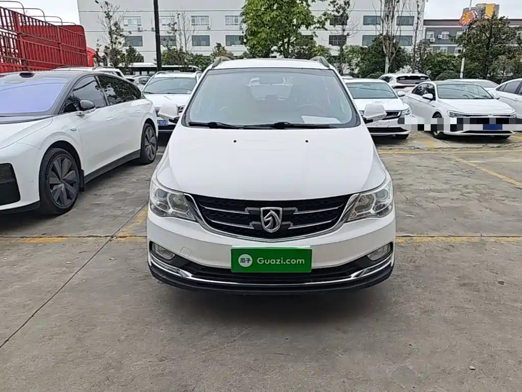 Фото 3 - Baojun 730