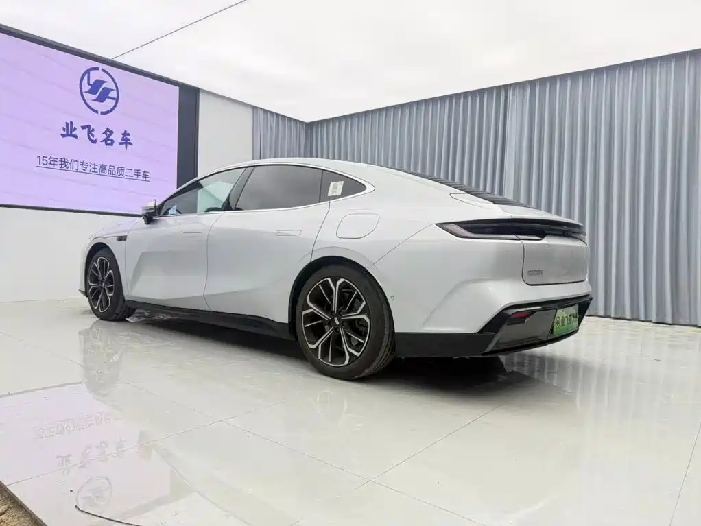 Geely Galaxy Galaxy E8 2025 2025 700km Long Voyage Smart Drive Edition