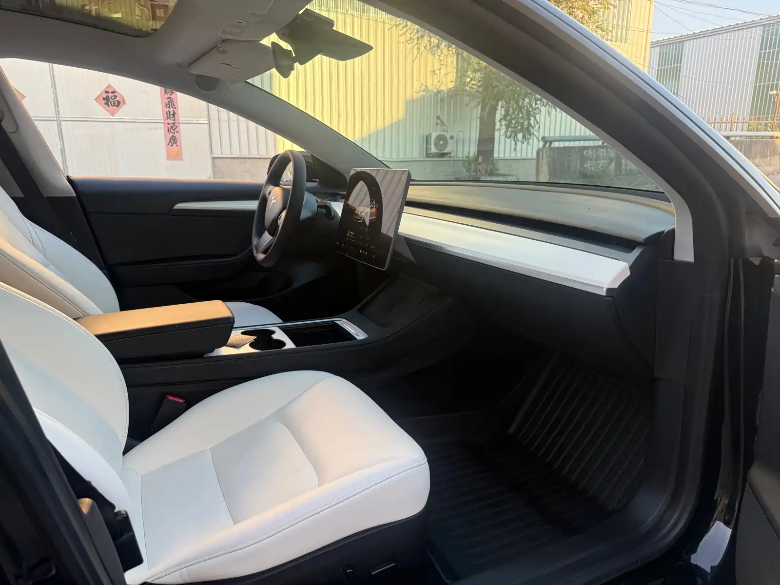 Фото 7 - Tesla Model 3