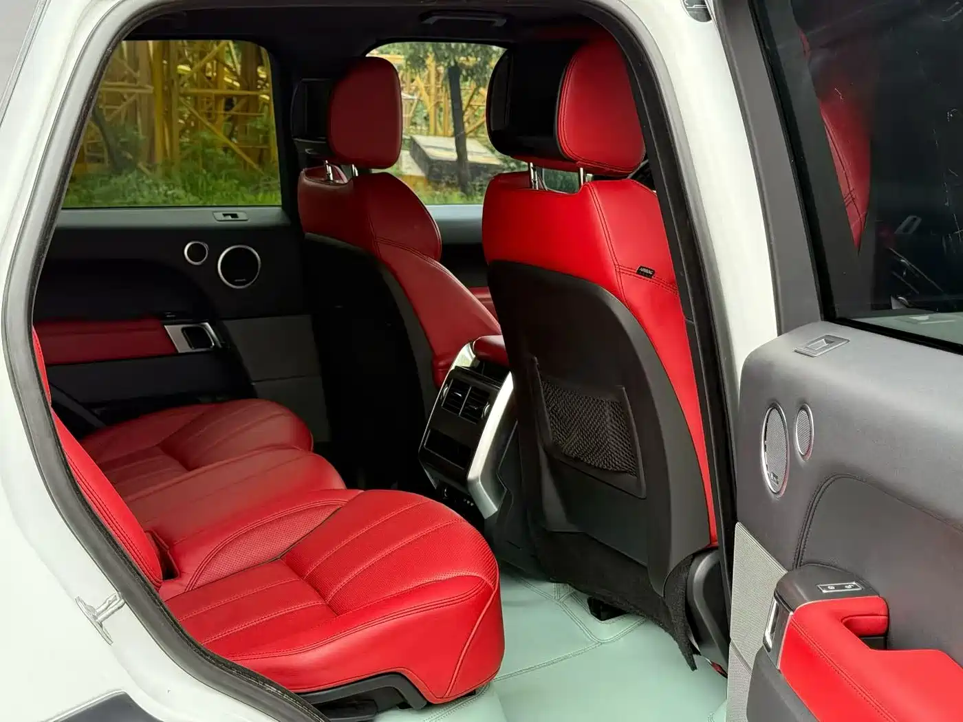 Land Rover Range Rover Sport 2016 Model 3.0 SC V6 HSE DYNAMIC фото 6