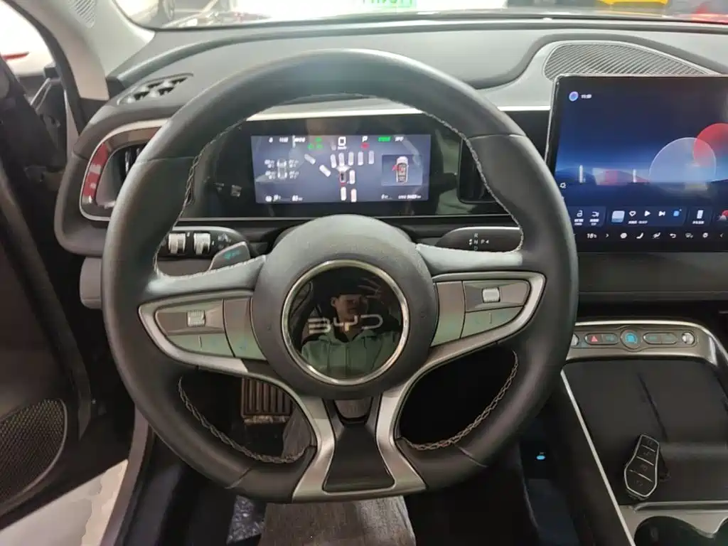 BYD Hai Shi 05 EV 2025 2025 520KM Smart Navigation Edition