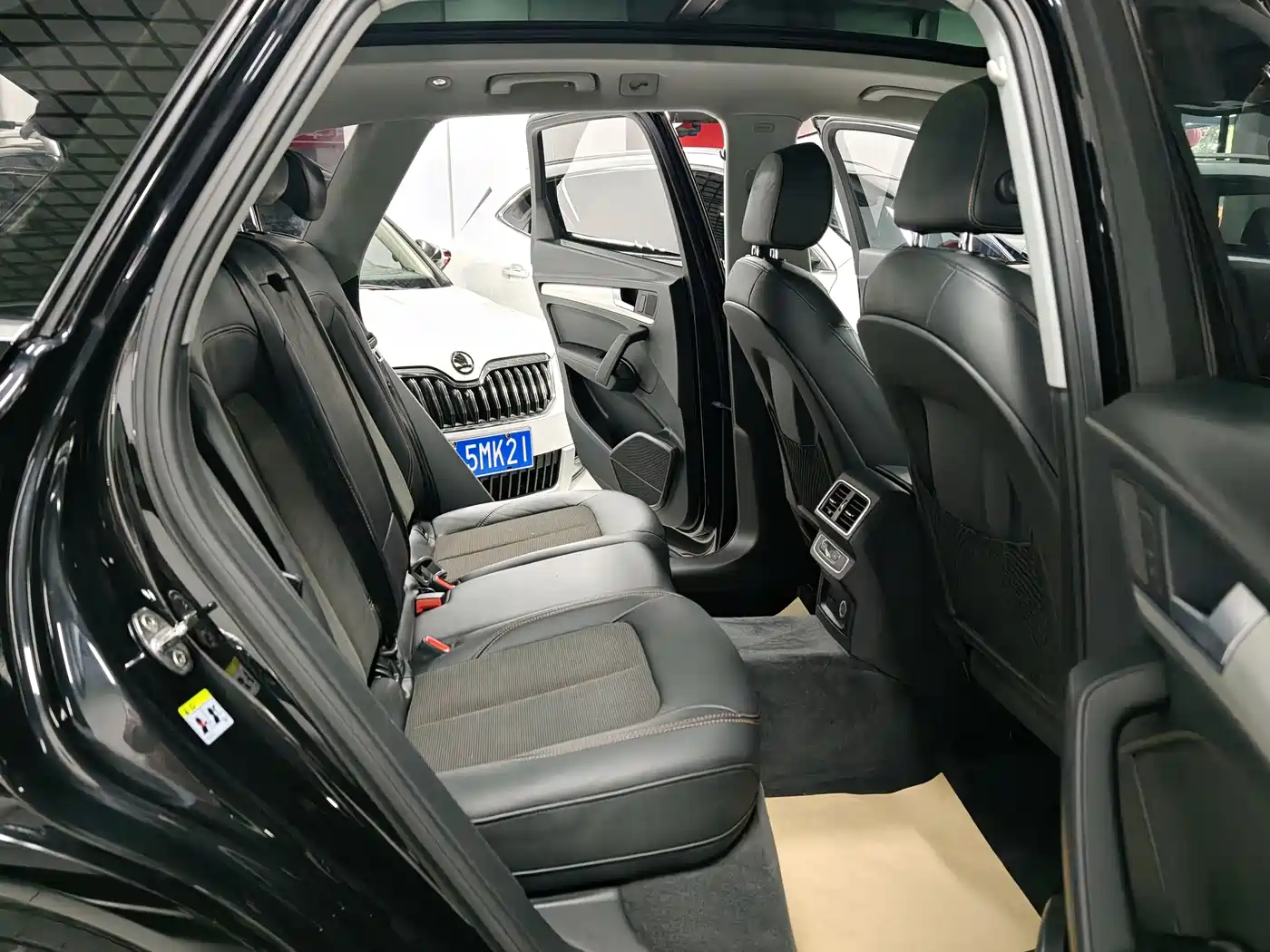 Audi Q5L 2020 Facelift 40 TFSI Honor Progressive фото 9