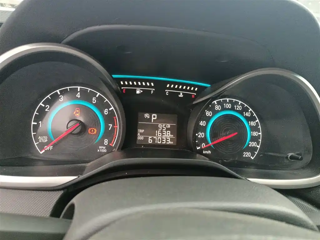 Chevrolet Cavalier 2016 1.5L Automatic Enjoyment Edition фото 12
