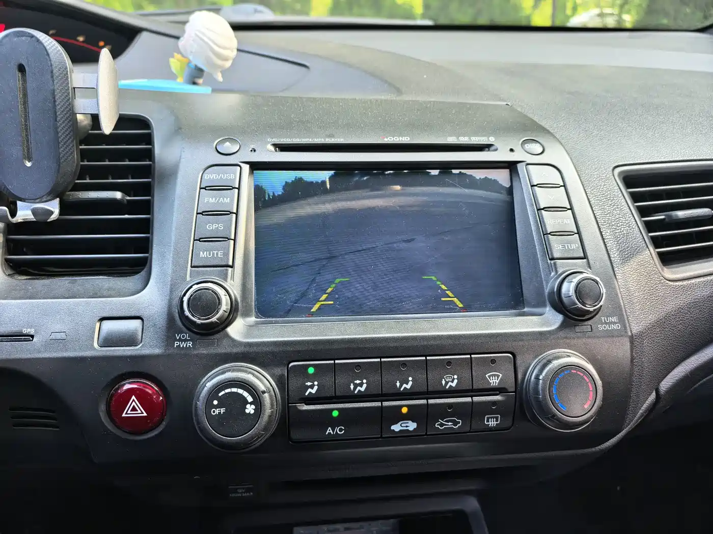 CIIMO CIIMO 2014 2015 1.8L Automatic Comfort Edition