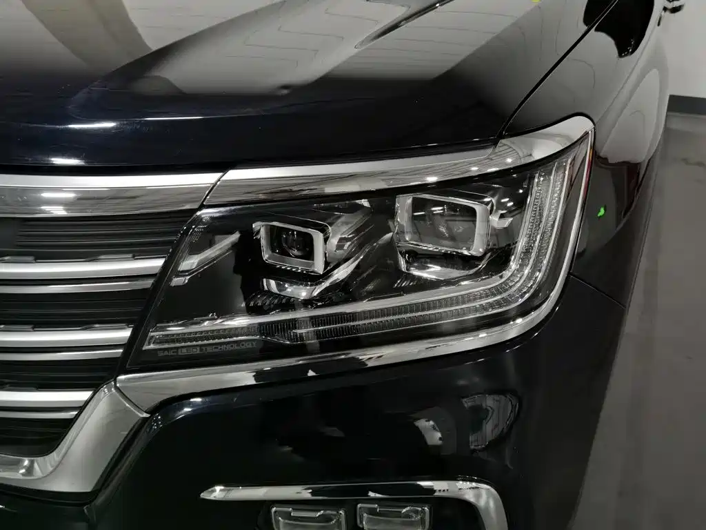 Roewe RX8 2018 2018 30T Intelligent Internet 4WD Supreme Edition