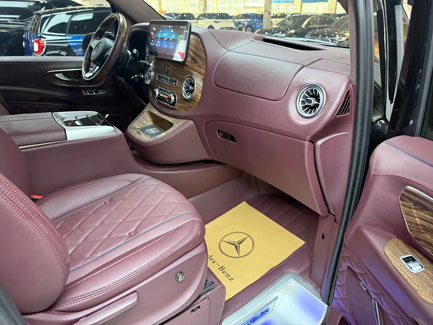 Mercedes-Benz Vito 2021 2.0T Business Edition 7-seater фото 14