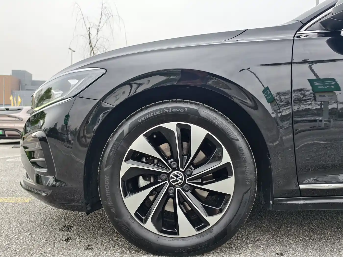 Volkswagen Passat 2023 280TSI Elite Edition фото 21
