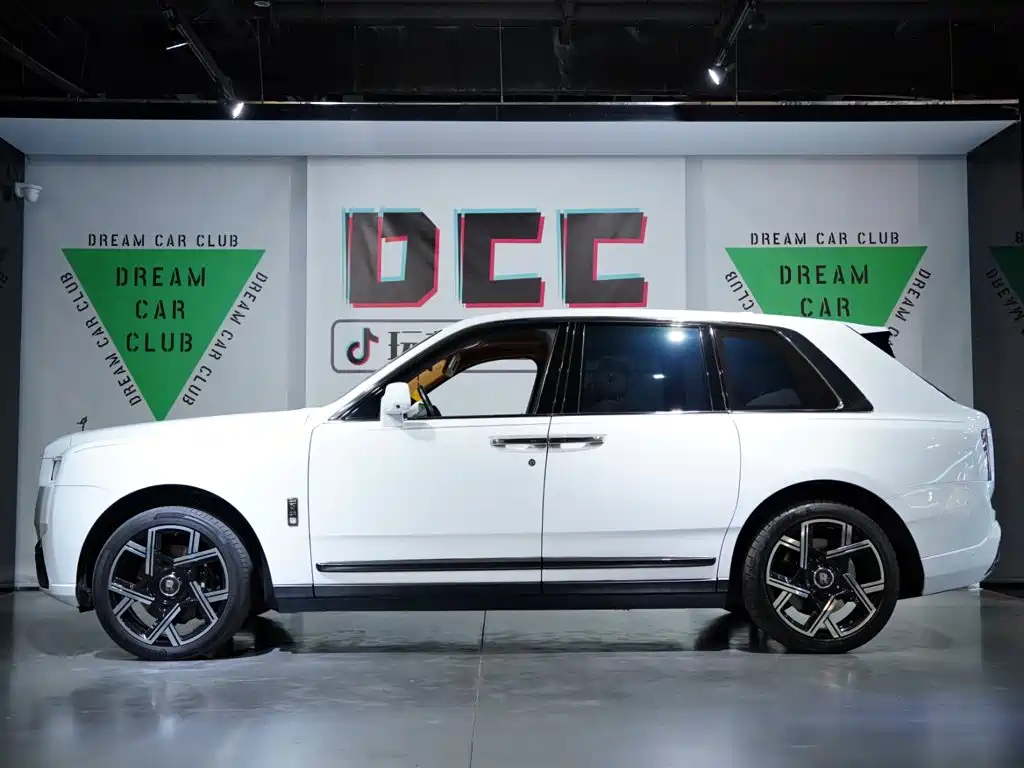 Rolls-Royce Cullinan 2020 2018 4-Seater Version