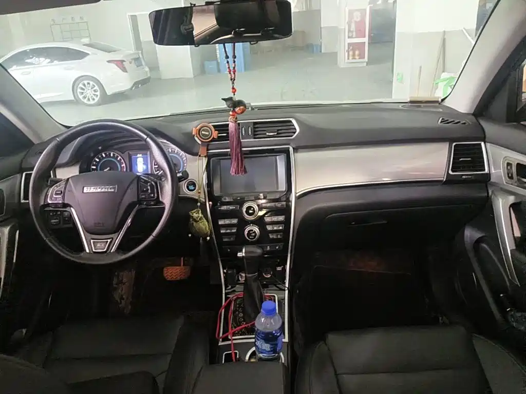 Фото 12 - Haval H2