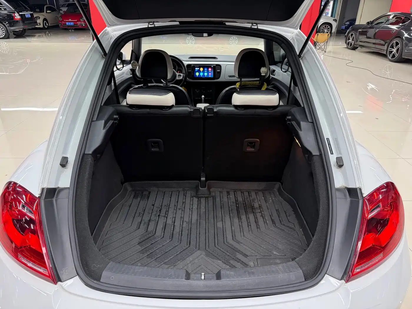 Volkswagen Beetle 2015 180TSI фото 14