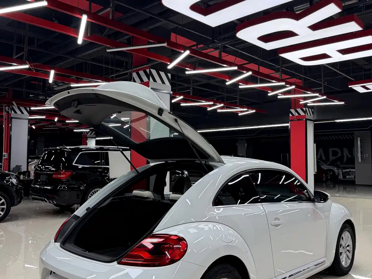 Volkswagen Beetle 2015 180TSI фото 11