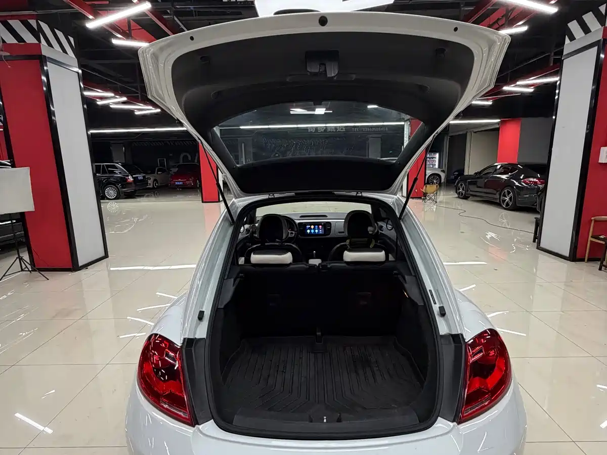 Volkswagen Beetle 2015 180TSI фото 13