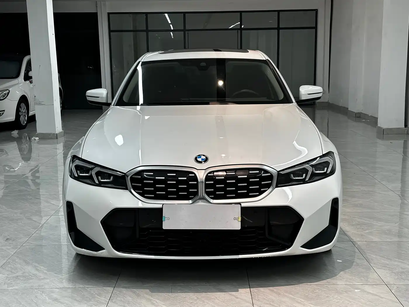 BMW 3 Series 2023 325Li M Sport Package фото 2