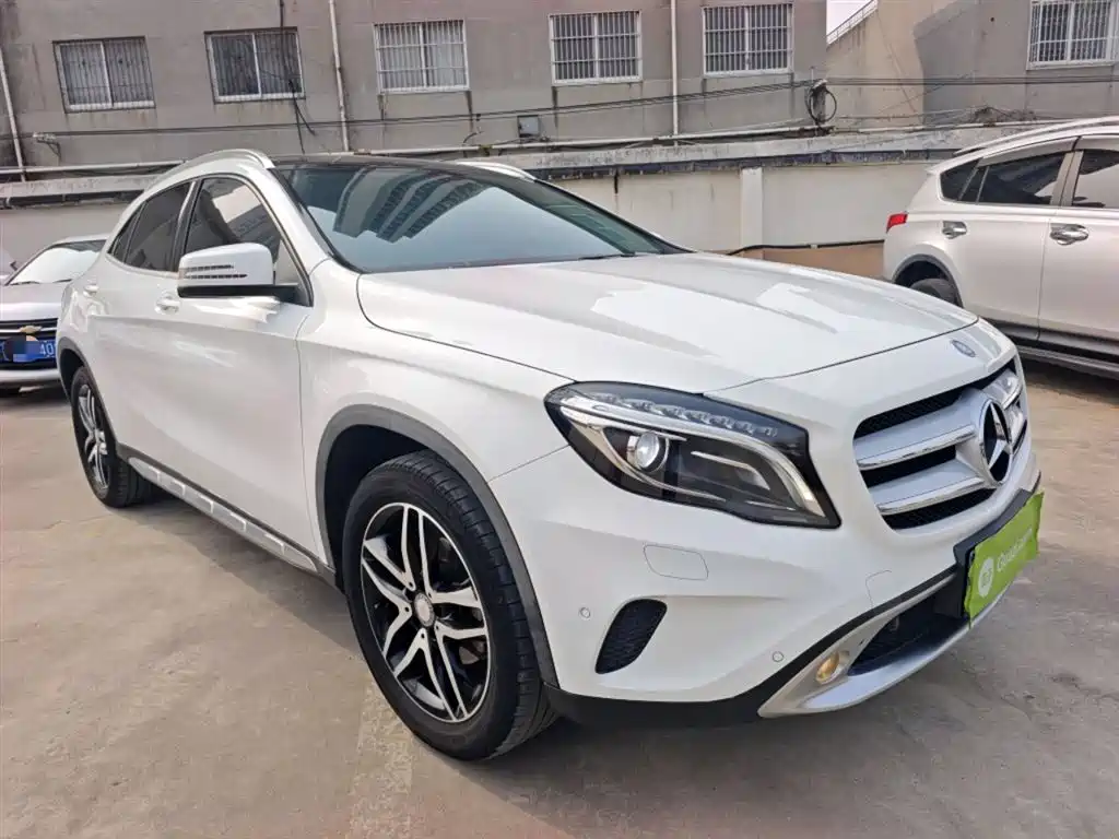 Mercedes-Benz GLA 2016 GLA 200 Fashion фото 4