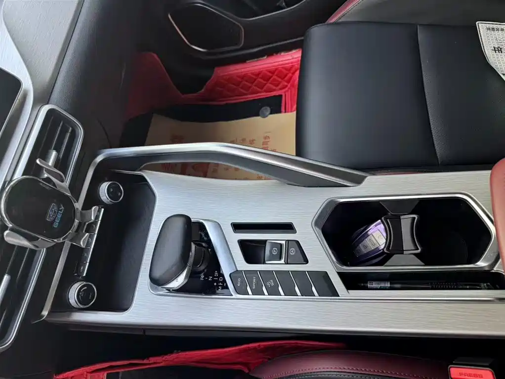 GEELY AUTOMOBILE BINYUE