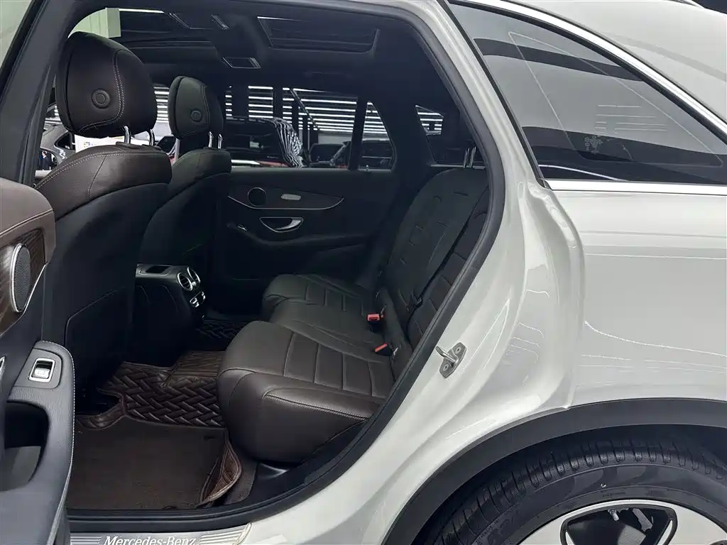 Mercedes-Benz GLC 2022 GLC 300 L 4MATIC Dynamic Collector's Edition фото 7