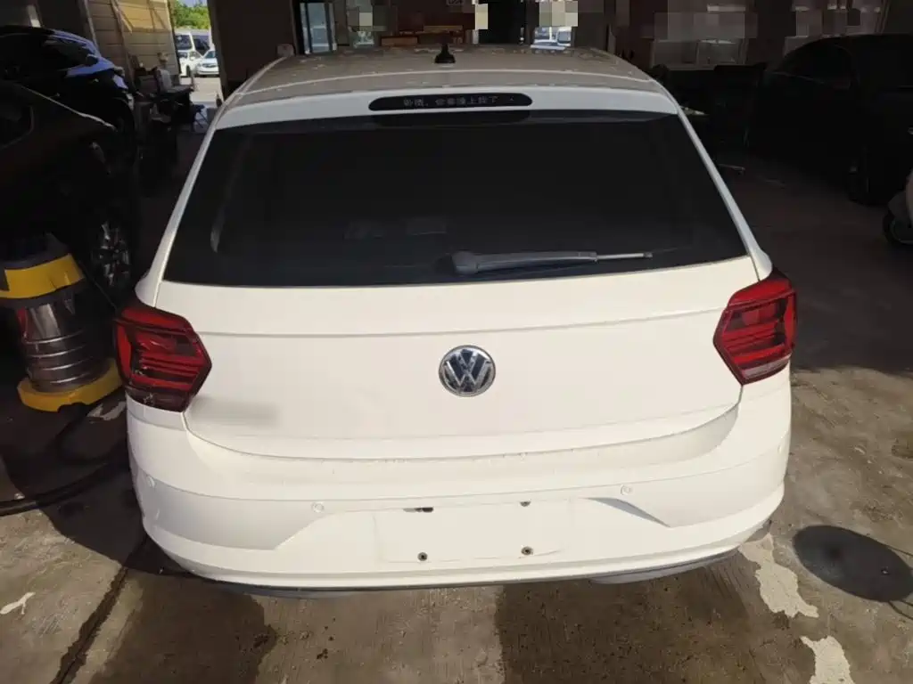 Фото 6 - Volkswagen Polo