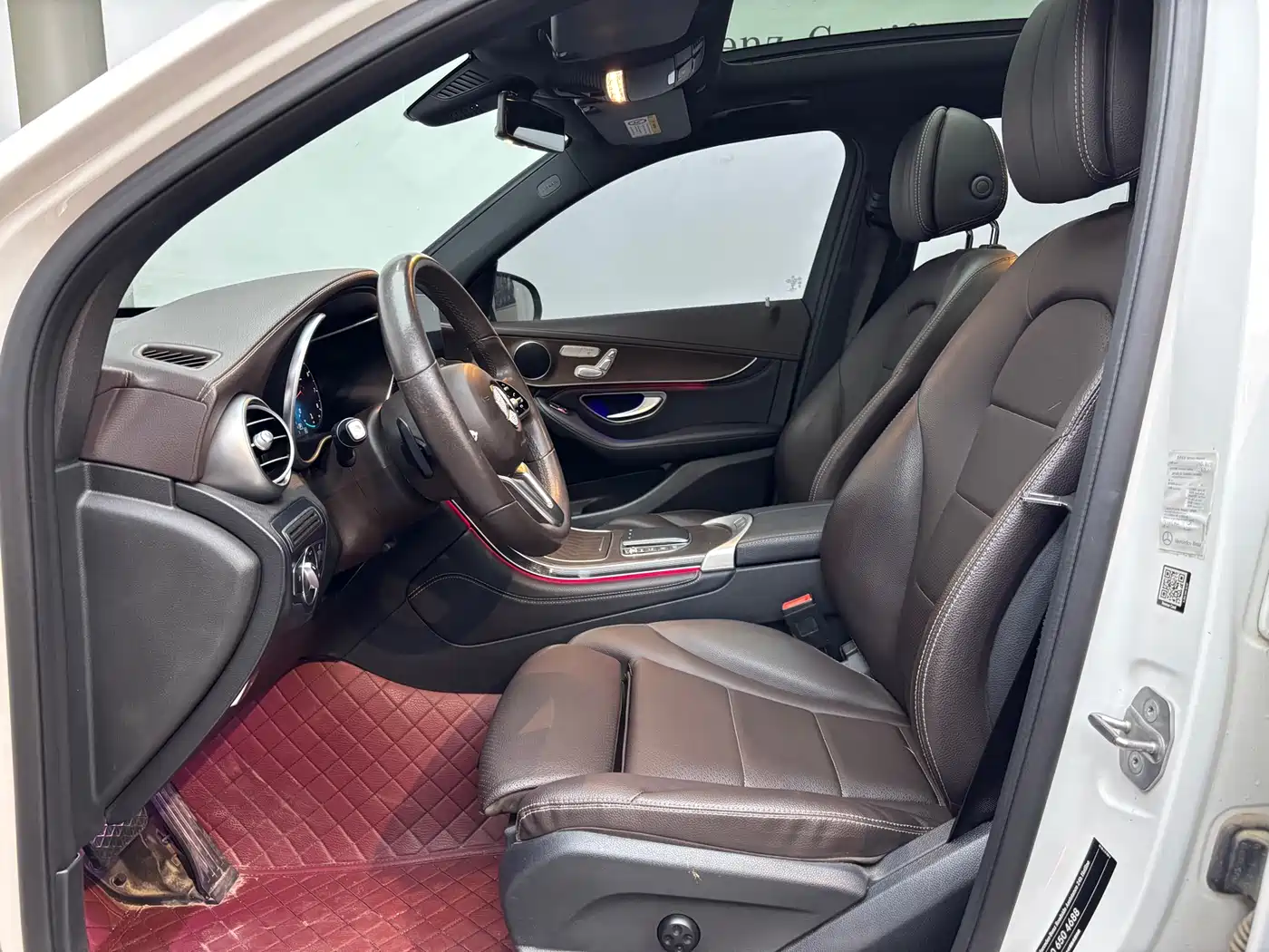 Mercedes-Benz GLC 2020 Facelift GLC 260 L 4MATIC Luxury фото 16
