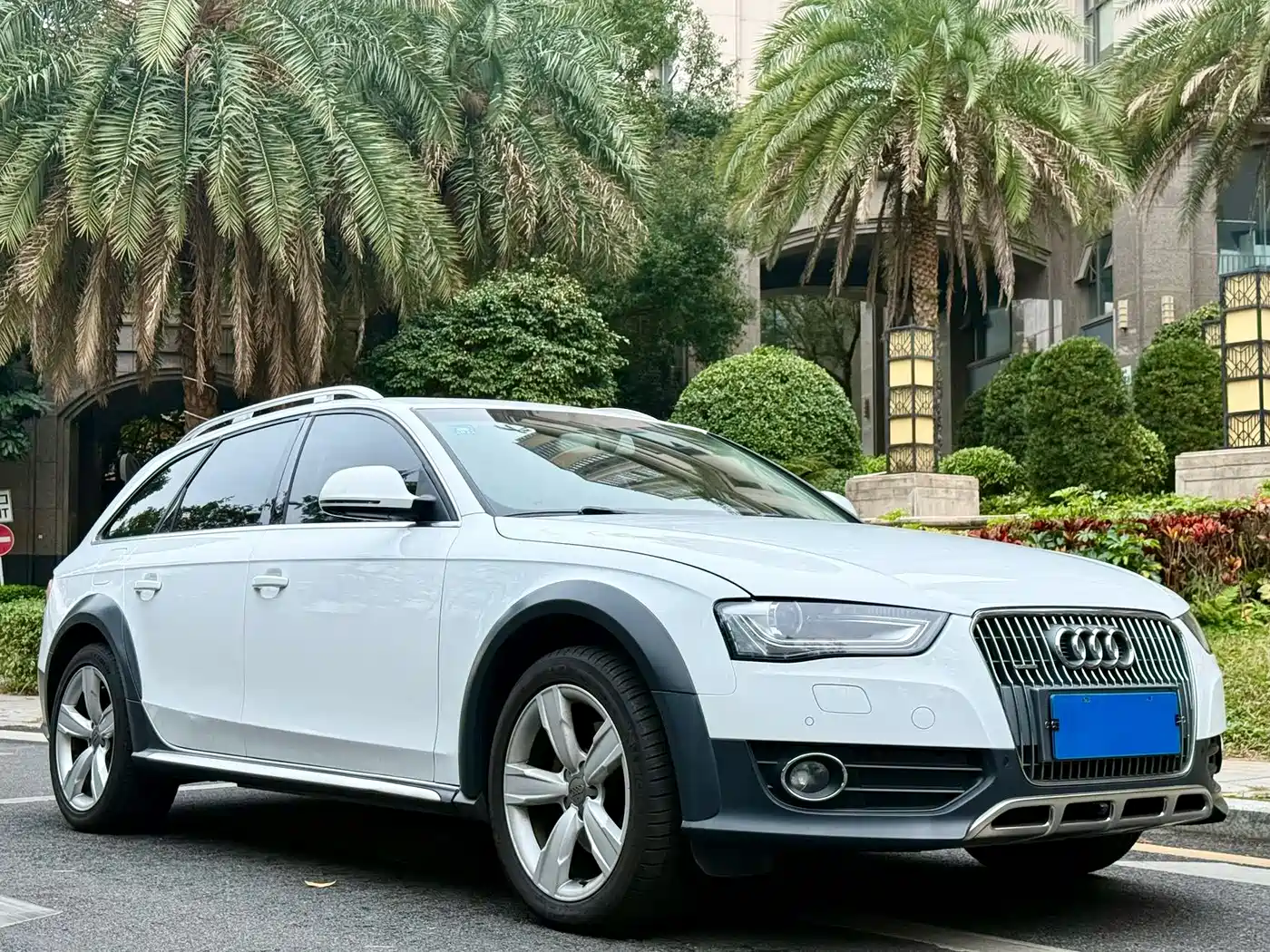 Audi A4 (Import) 2016 2014 40 TFSI allroad quattro plus