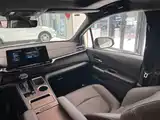 Фото 20 - Toyota Granvia