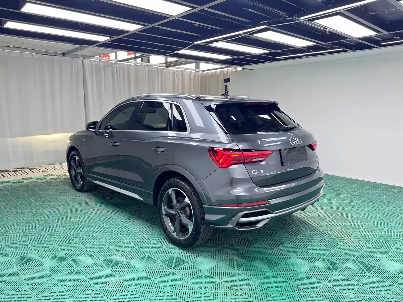 Audi Q3 2022 35 TFSI Fashion Dynamic фото 4