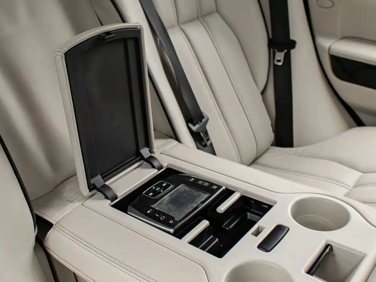 Land Rover Range Rover 2011 2012 5.0 SC V8