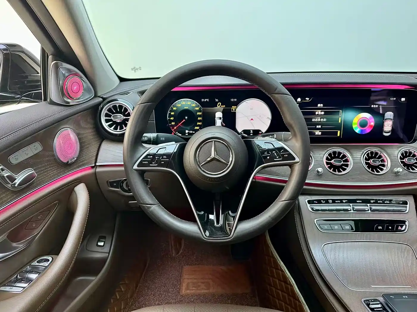 MERCEDES-BENZ E CLASS