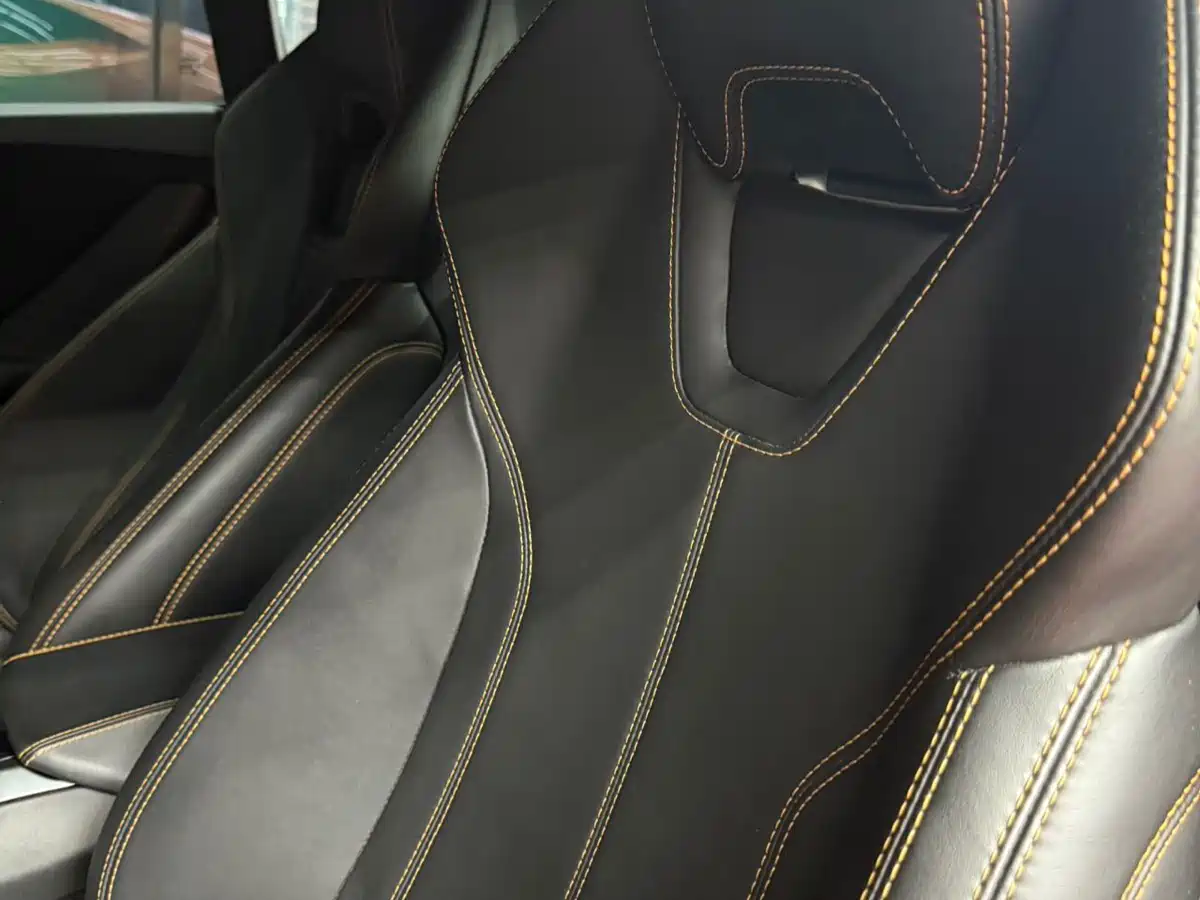 Lamborghini Huracán 2016 Huracán RWD Coupe фото 11