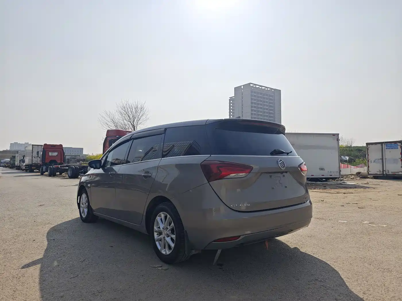 Buick GL6 2018 18T 6-Seater Elite фото 17