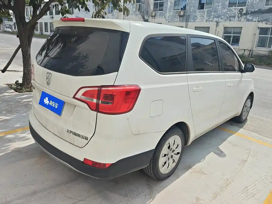 Baojun 730 2021 2019 1.5L Manual Value Edition 7-Seater China VI
