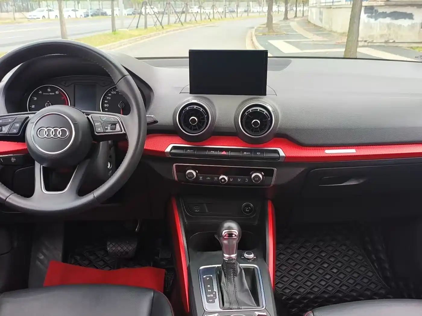 Audi Q2L 2018 35 TFSI Fashion Dynamic China VI фото 5