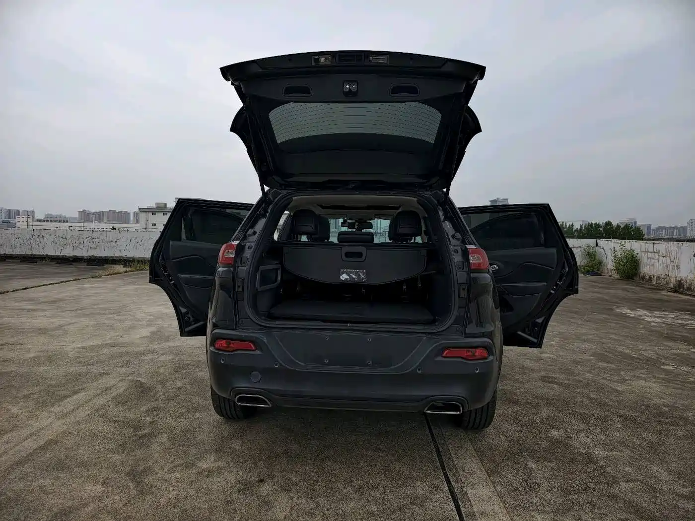 Jeep Cherokee 2016 2016 2.4L Leading Edition