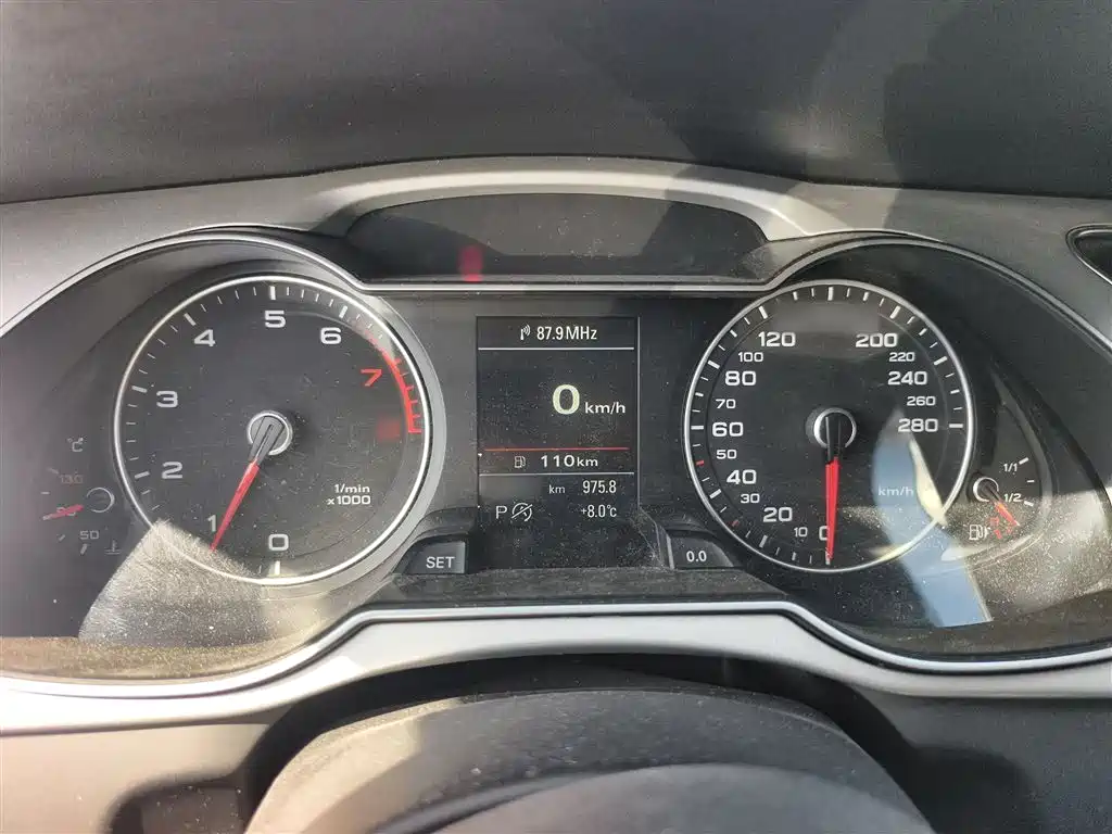 Audi A4 (Import) 2014 40 TFSI allroad quattro plus фото 4