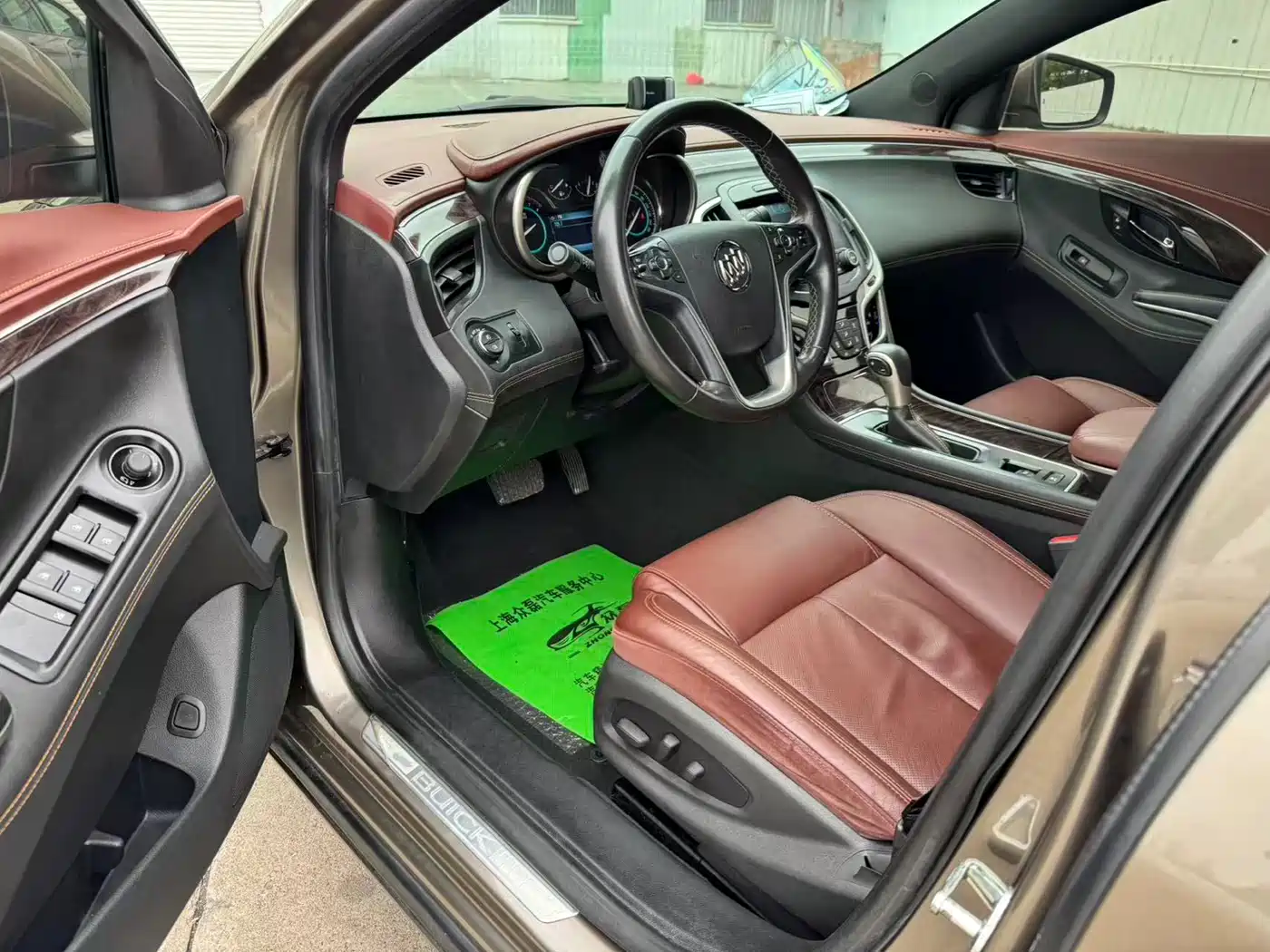 Buick LaCrosse 2013 2.4L SIDI Elite Comfort фото 4