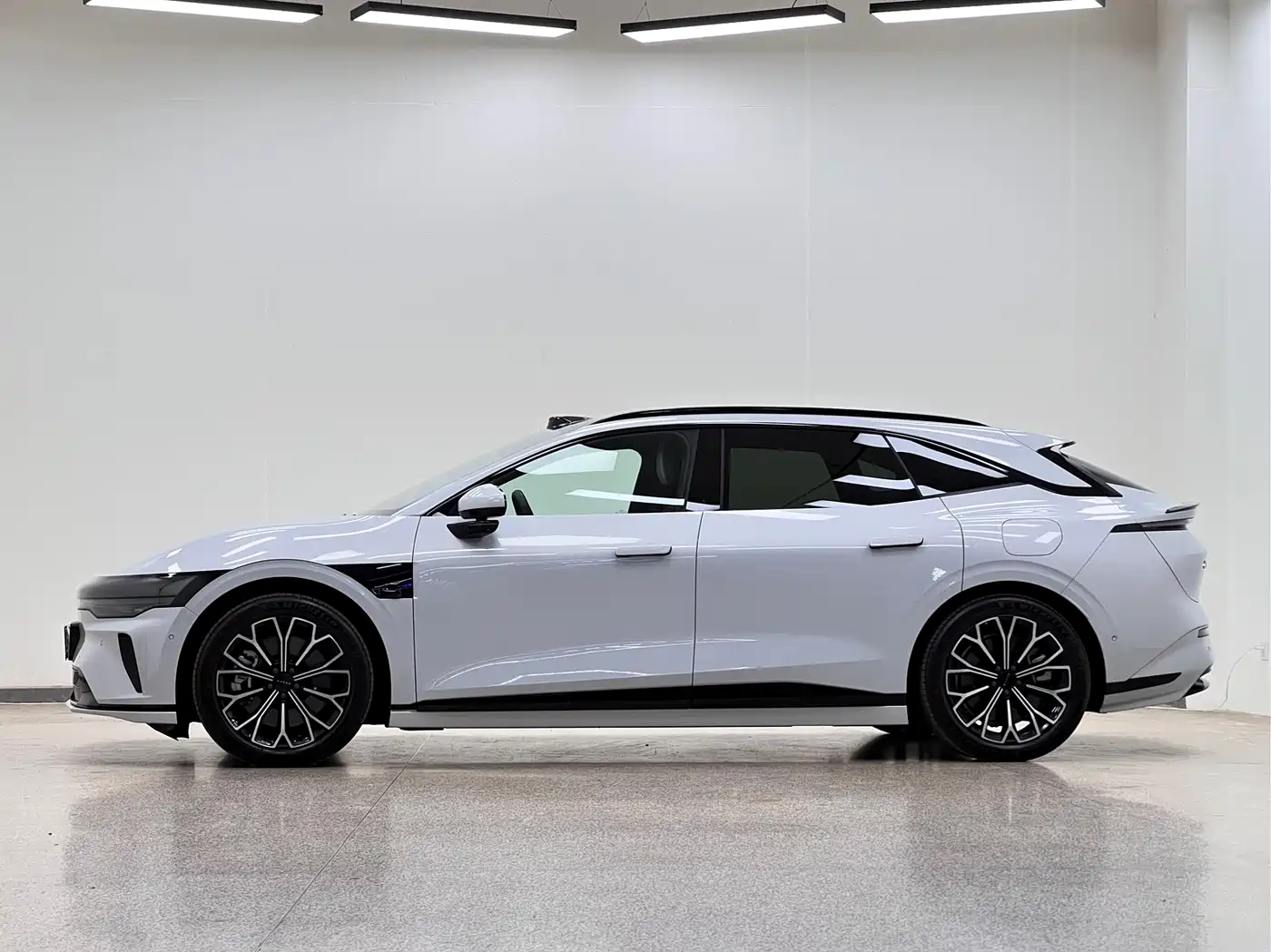 ZEEKR EXTREME KRYPTON 007GT