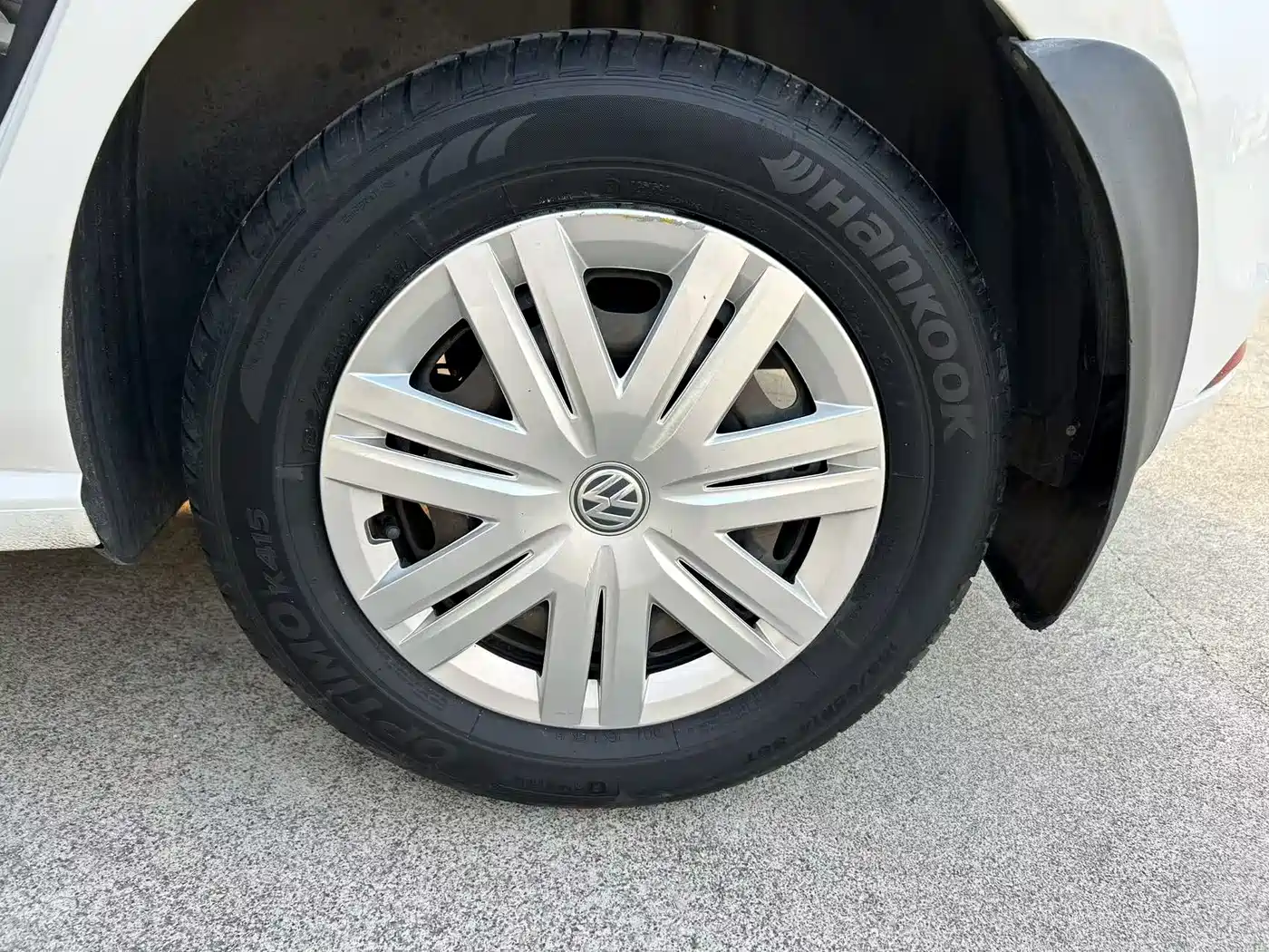 Volkswagen Polo 2016 1.4L Manual Trend фото 20