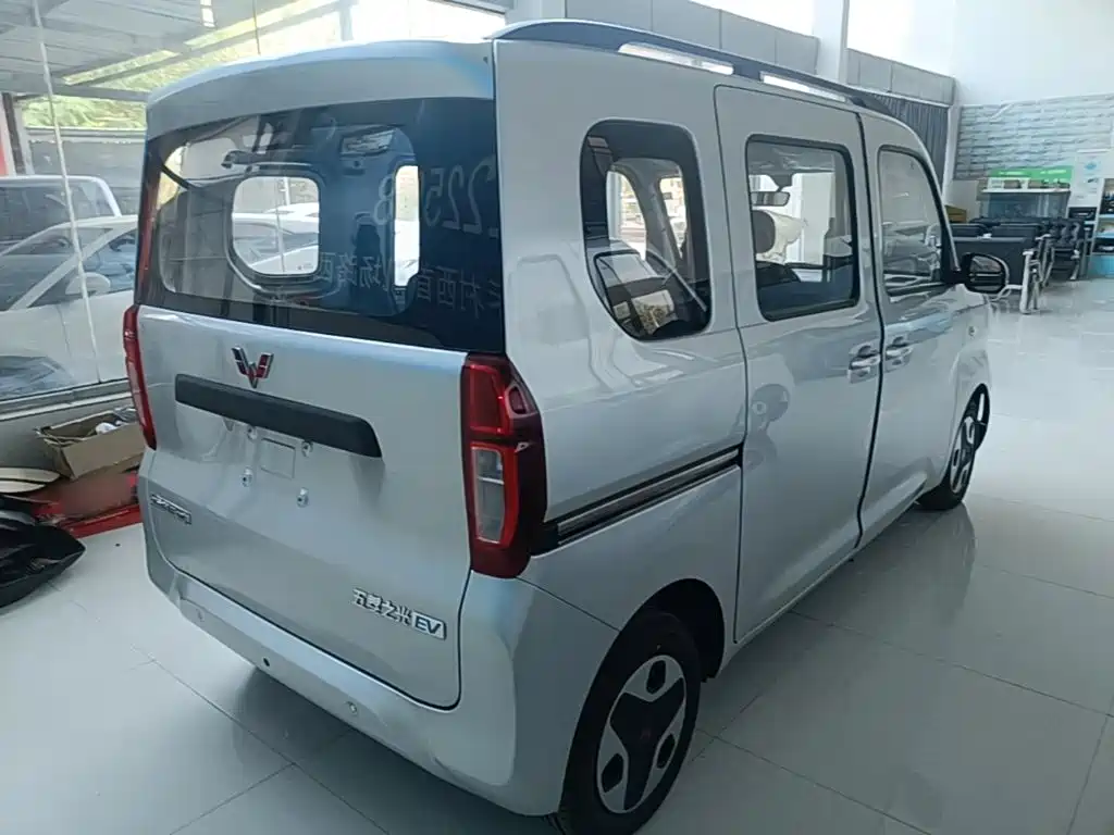 Wuling Motors Wuling Zhiguang NEV 2026 2025 Model Comfort