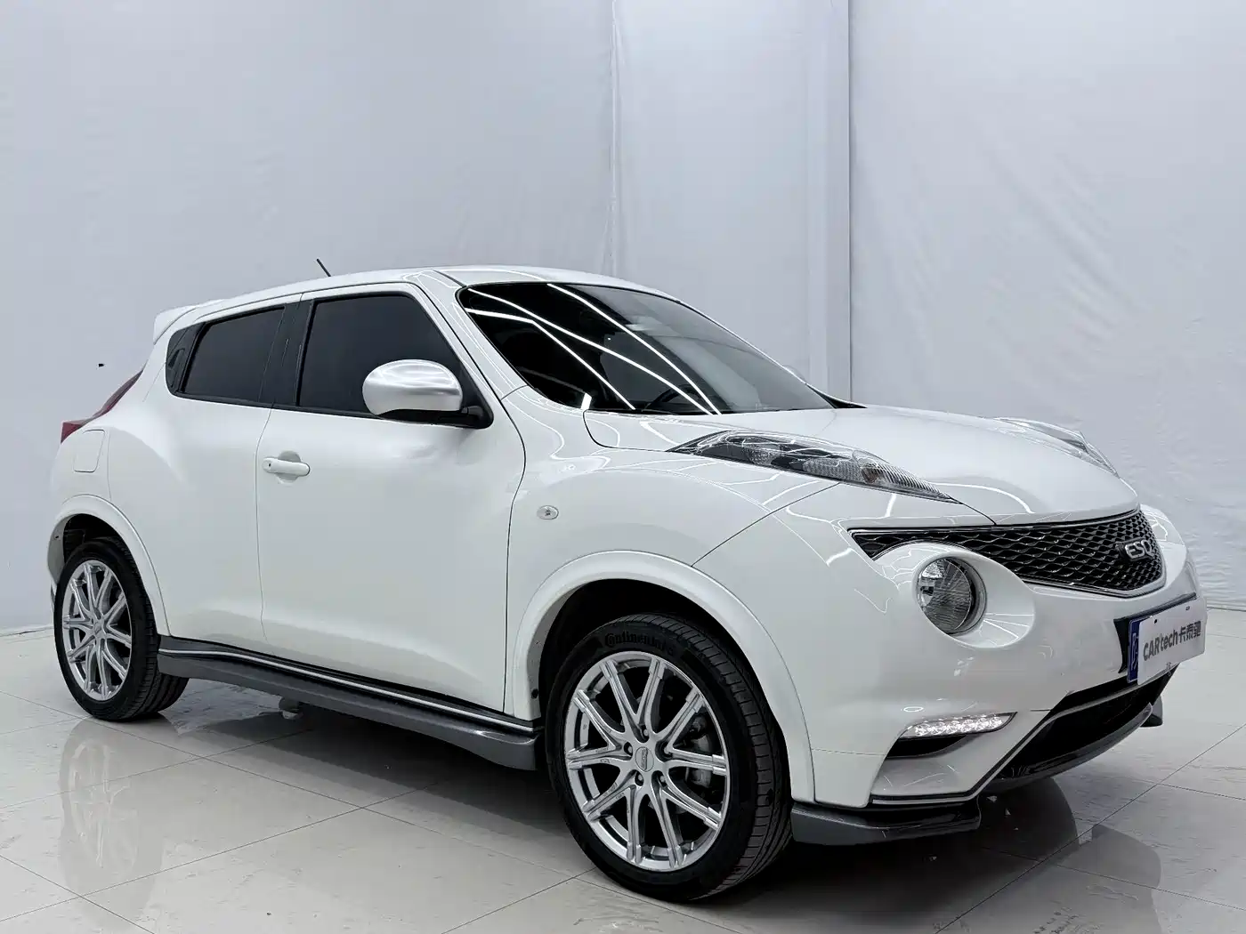 Infiniti ESQ 2018 2014 1.6L Free Edition