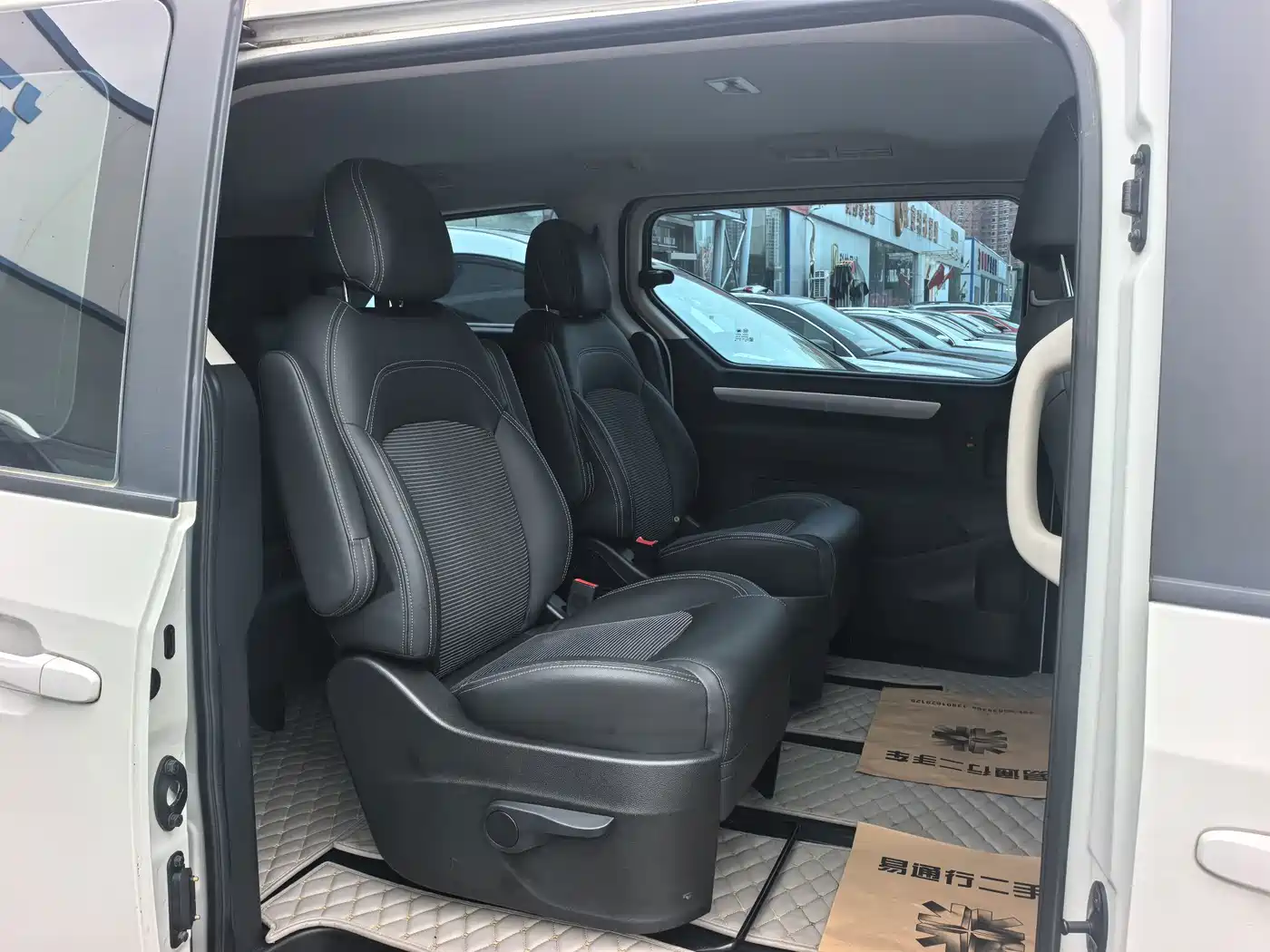 SAIC Maxus Maxus G10 2017 2016 2.0T Automatic Executive Edition