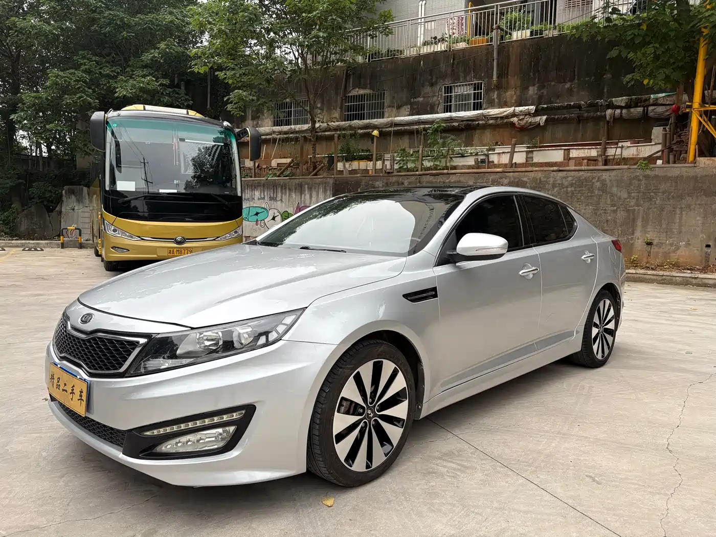 Kia K5 2012 2012 2.0L Automatic DLX Special Edition