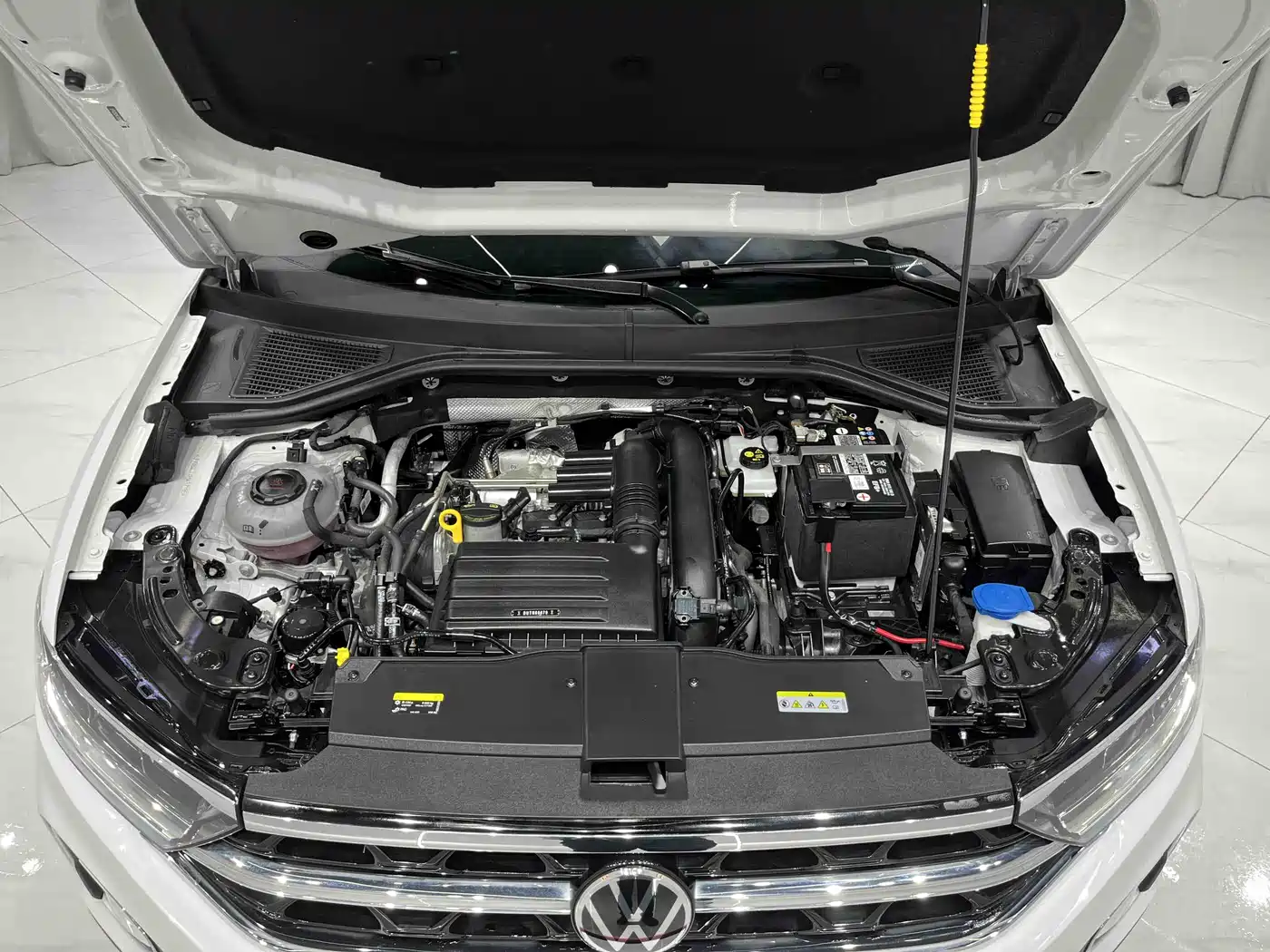 Volkswagen T-ROC 2023 280TSI DSG 2WD Time Edition фото 14