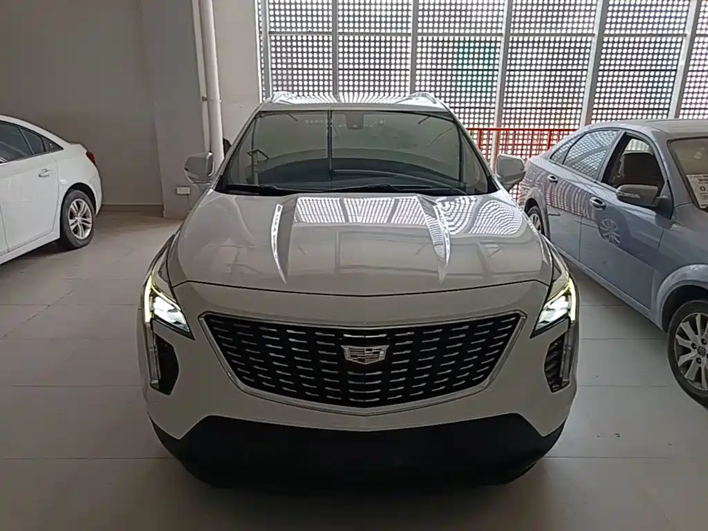 Cadillac XT4 2022 2022 28T FWD Style