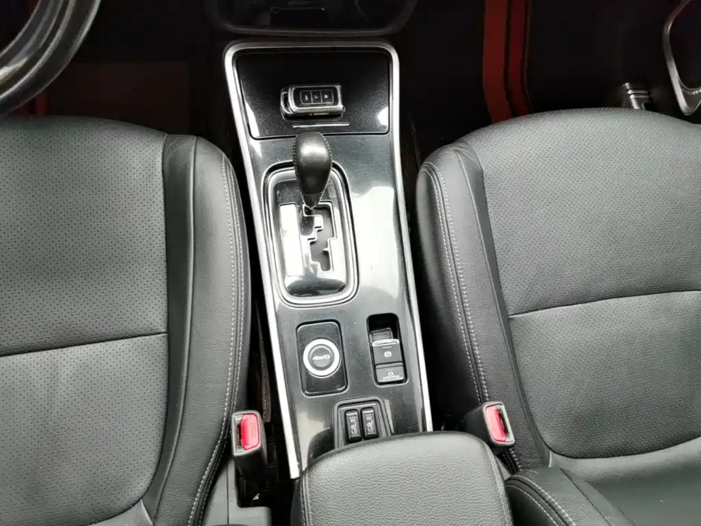 Mitsubishi Outlander 2017 2018 2.4L 4WD Luxury Edition 7-seater