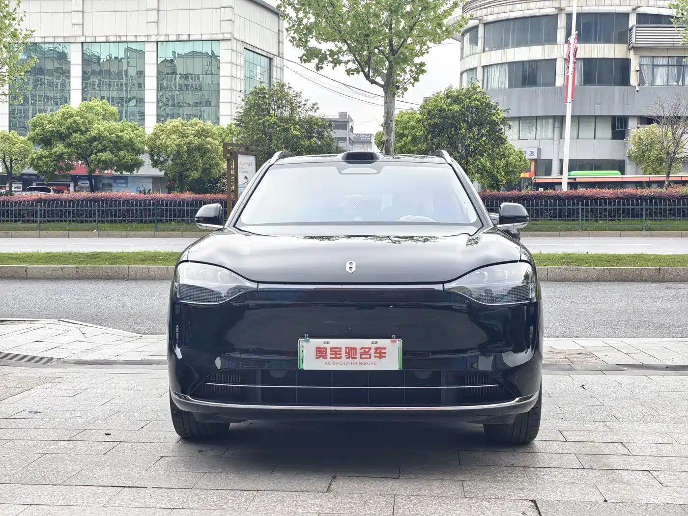 AITO Wenjie AITO M9 2024 Extended Range Ultra 42kWh 6-Seater фото 2