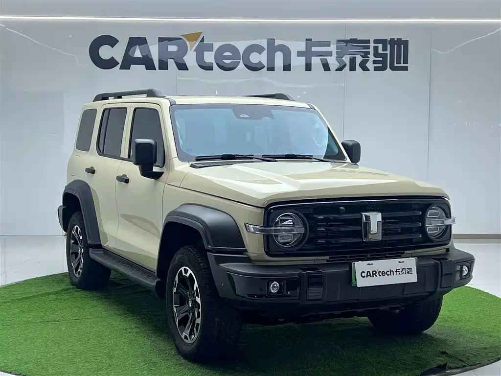 TANK TANK 300 NEW ENERGY