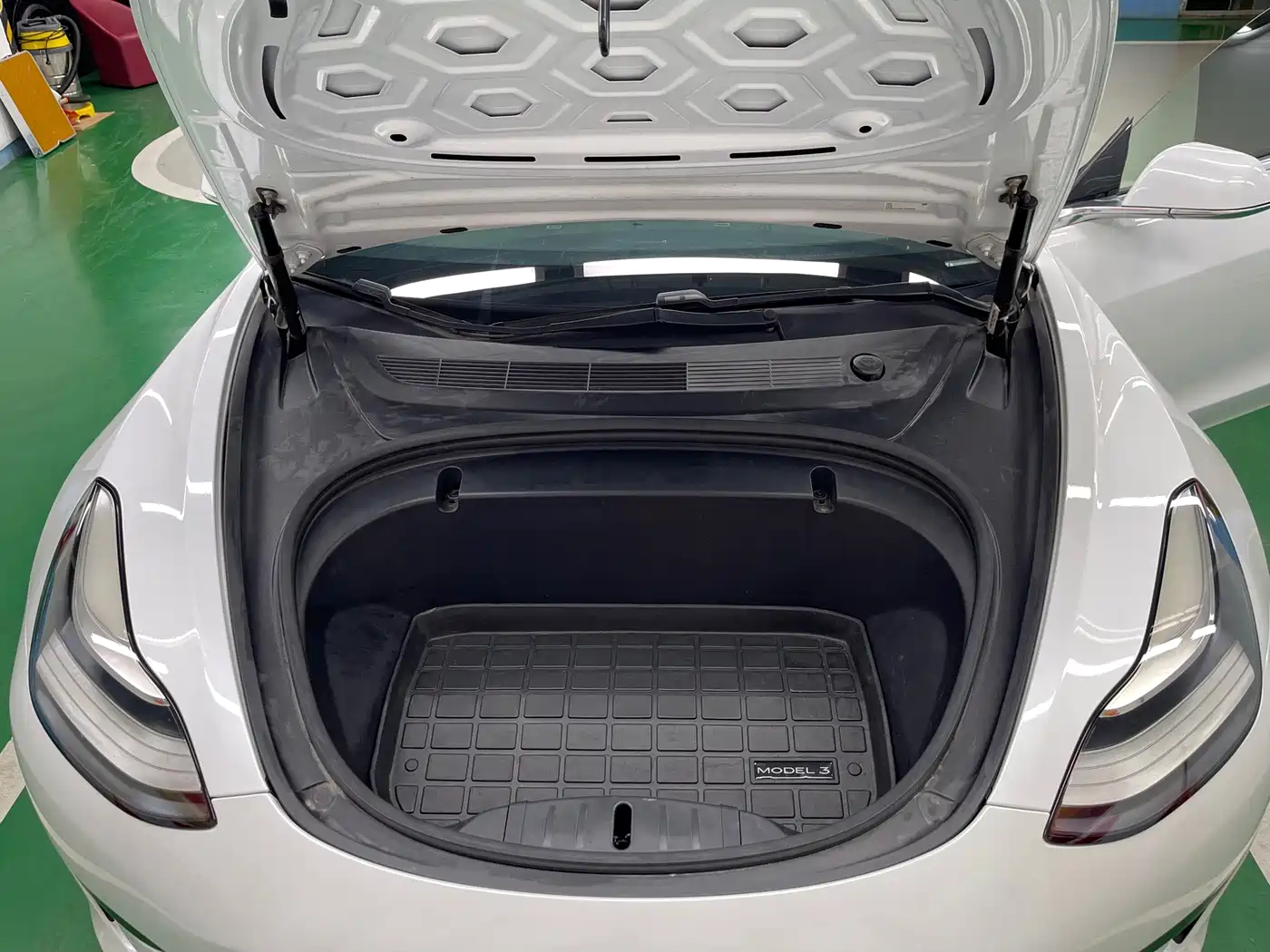 Tesla Model 3 (Import) 2020 2019 Standard Range RWD Upgraded Edition