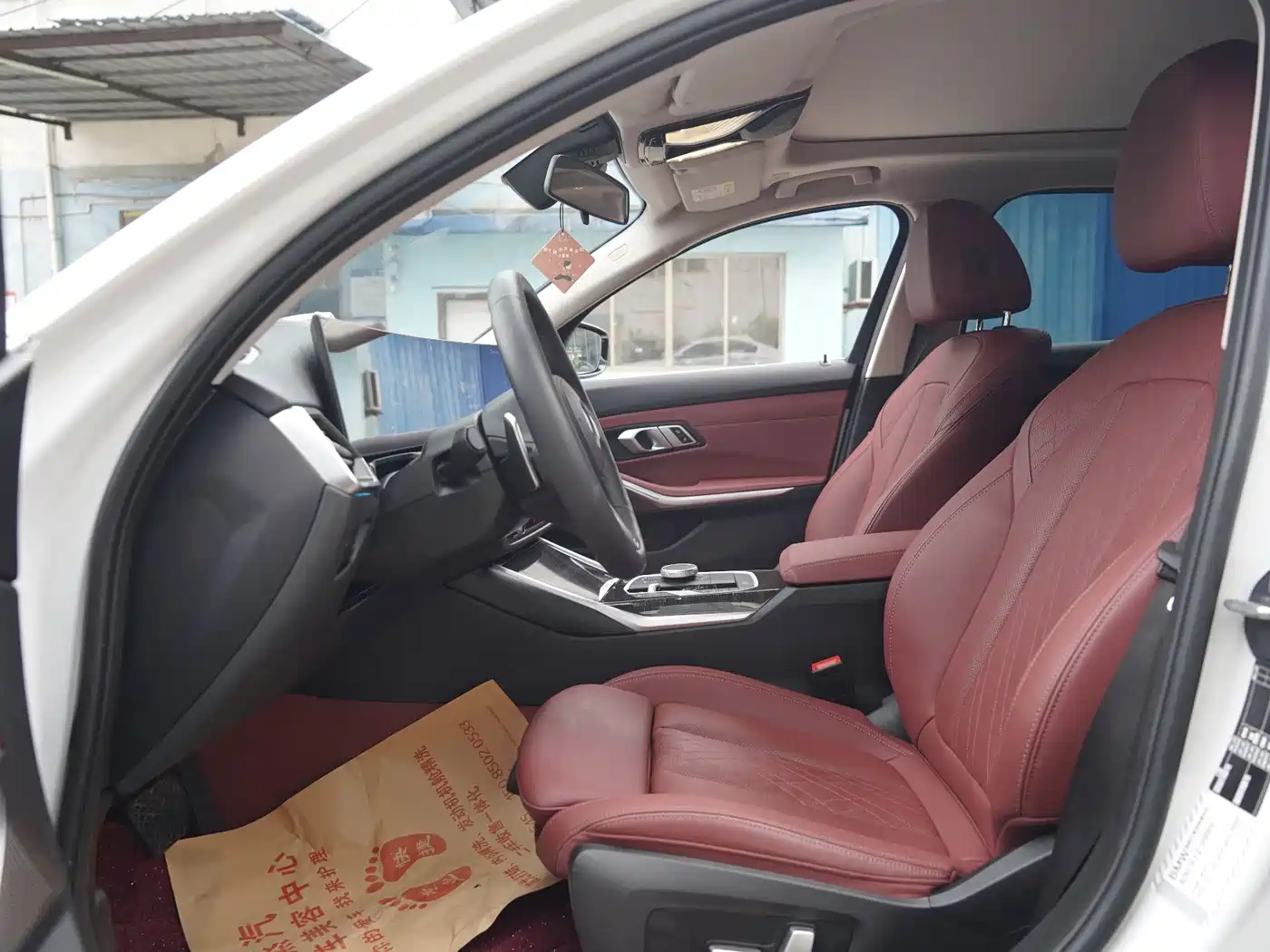 BMW 3 Series 2023 325Li M Sport Package фото 4
