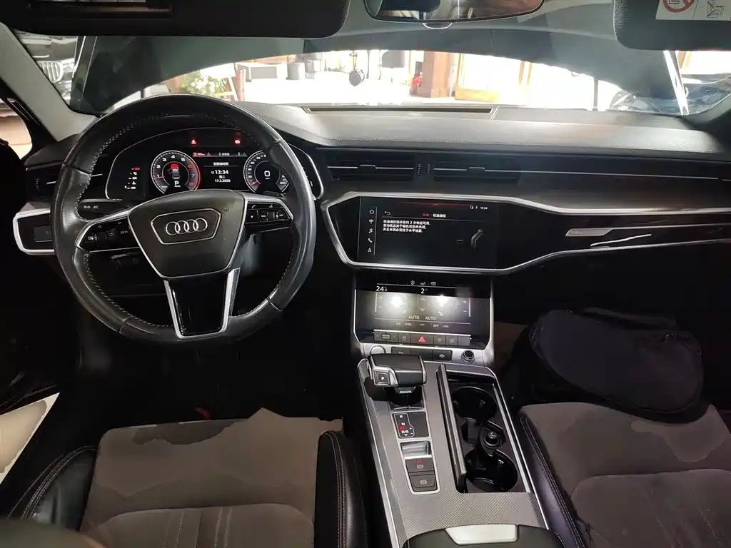 Audi A6L 2019 40 TFSI Luxury Dynamic фото 6