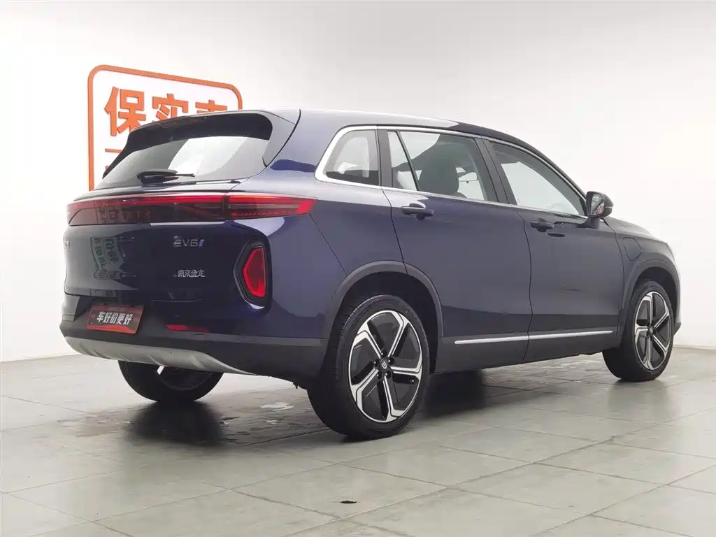 SKYWORTH AUTO SKYWORTH EV6